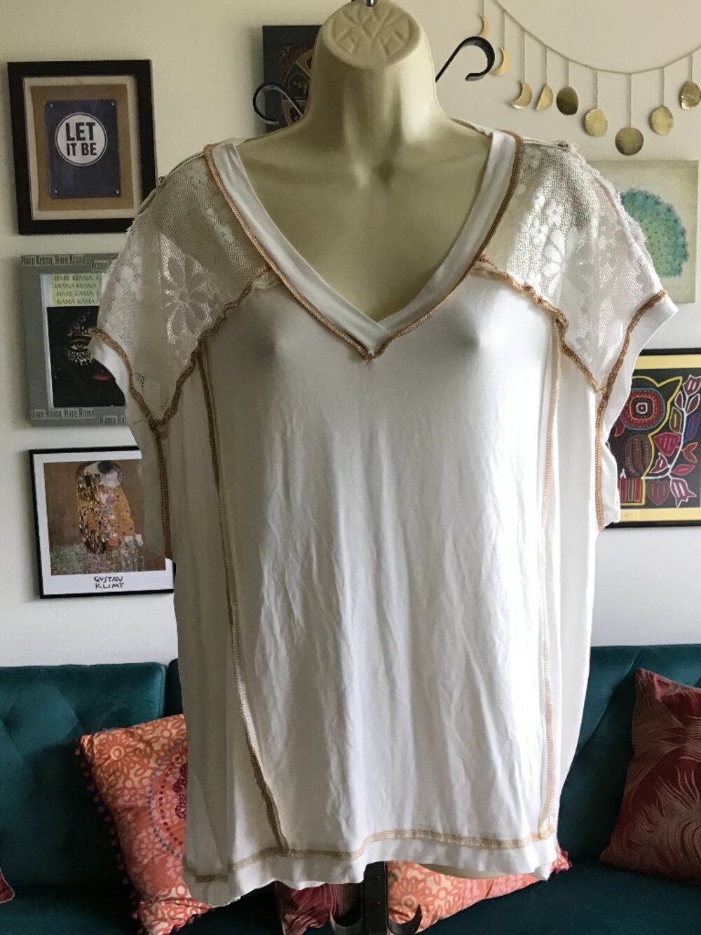 POL size L Ivory Jersey Boho Romantic Lace Accent Oversized Drapey Top
